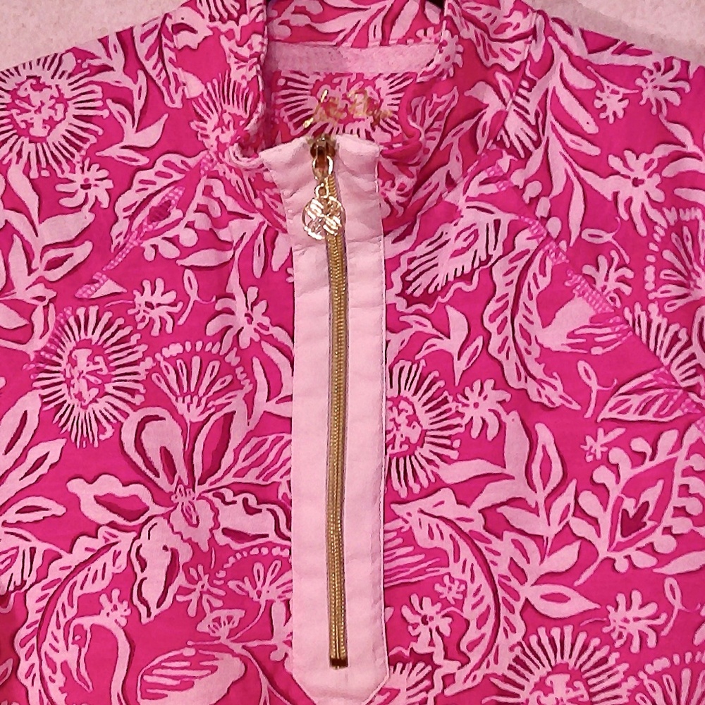 NWOT Lilly Pulitzer Ashley PopOver Half Zip Passion Pink Floral, Cotton Top SzM - Picture 2 of 9